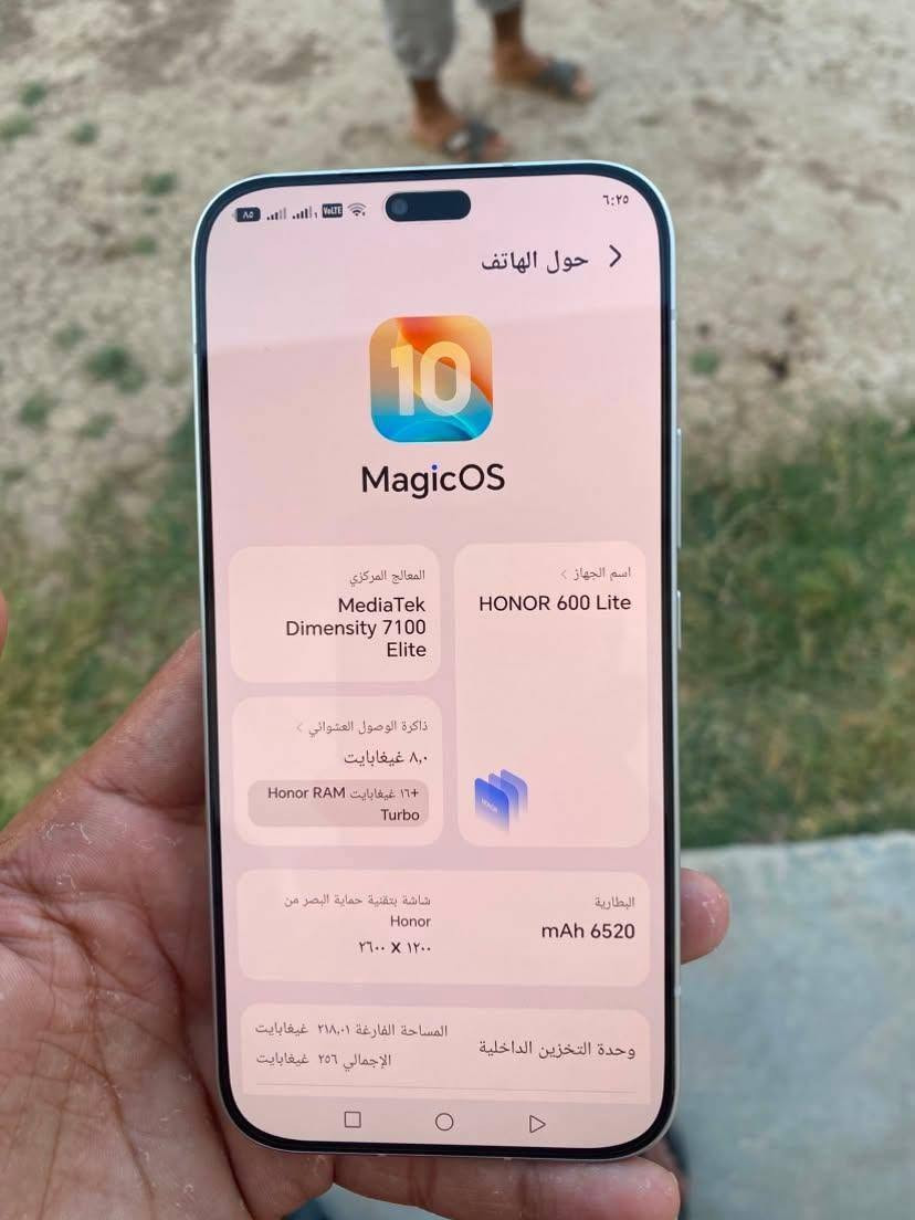 للبيع HONOR600 لايت استخدام اسبوع فقط
ذاكرة 256/8ويتزود لل 16
كامرة 108mp
بطارية قوية 6520
اطار من الالمنيوم وليس بلاستك 
شاشة بتقنية حماية البصر من اونر 
 مع وجود زر خاص جانبي للتحكم بالذكاء الاسطناعي 
الجهاز استخدام قليل مع كامل ملحقاته ب 390قفل
للتواصل ***********
