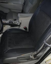 يتوفر غطاء كشن سيارة مكيف مع مساج 12 مروحة  السعر 60 الف للمراسلة والت...