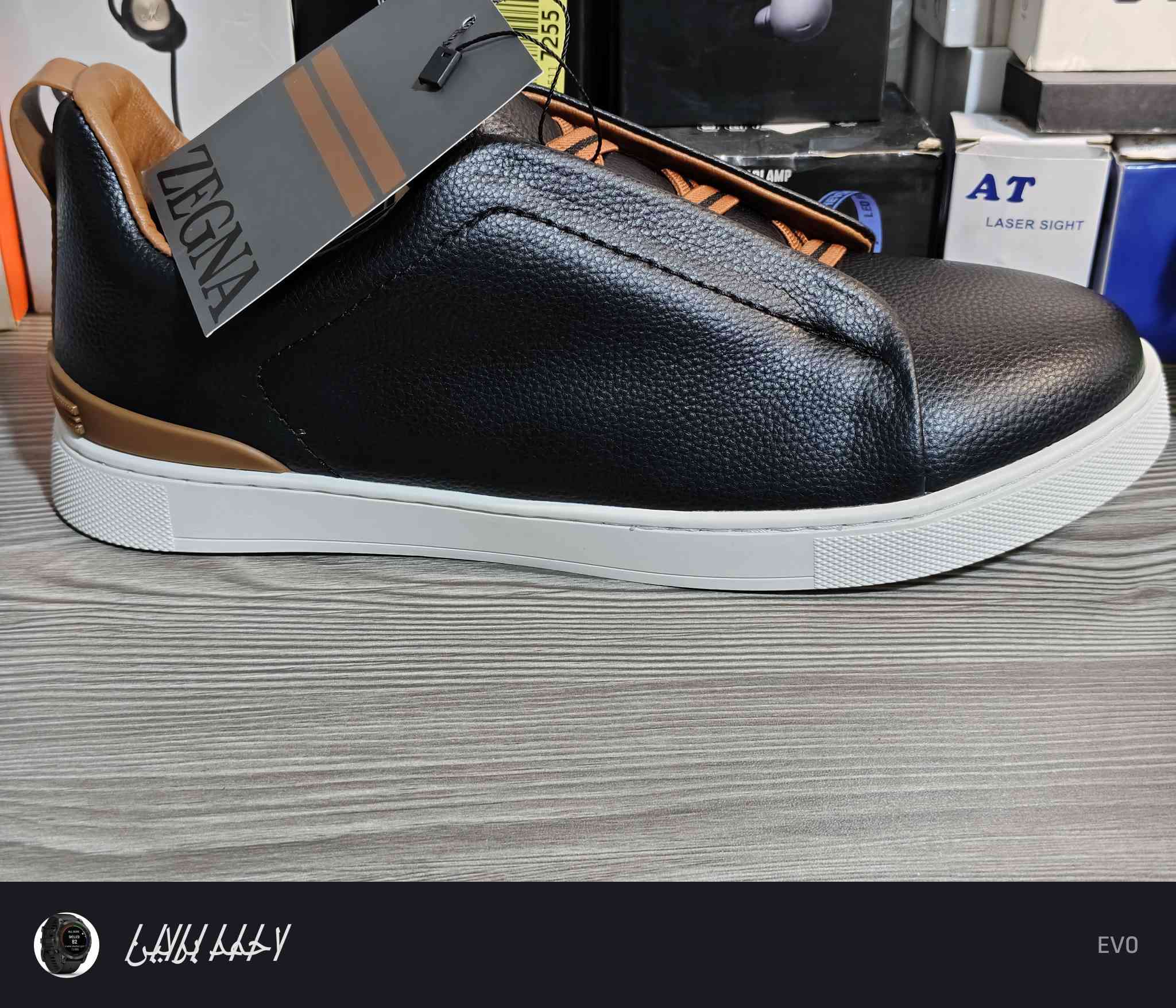 جديد غير مستخدم. قياس 44.5-45
Original Zegna 
Made in Italy


**إذا كنت صاحب هذا الإعلان وتريد حذفه لأي سبب، رجاءا أرسل رسالة إلى الدعم الفني**