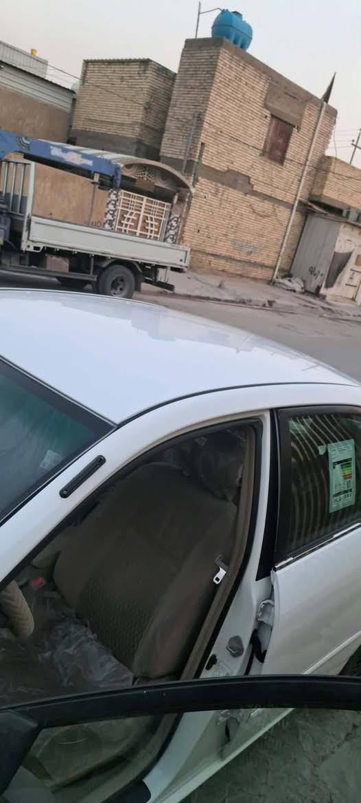 السلام عليكم 
كورله موديل 207 رقم بغداد بسمه بيها بابين نبد لا ت الخلفيت بلادي بدون صبغ للبيع اومراوس الرقم الهاتف ***********
