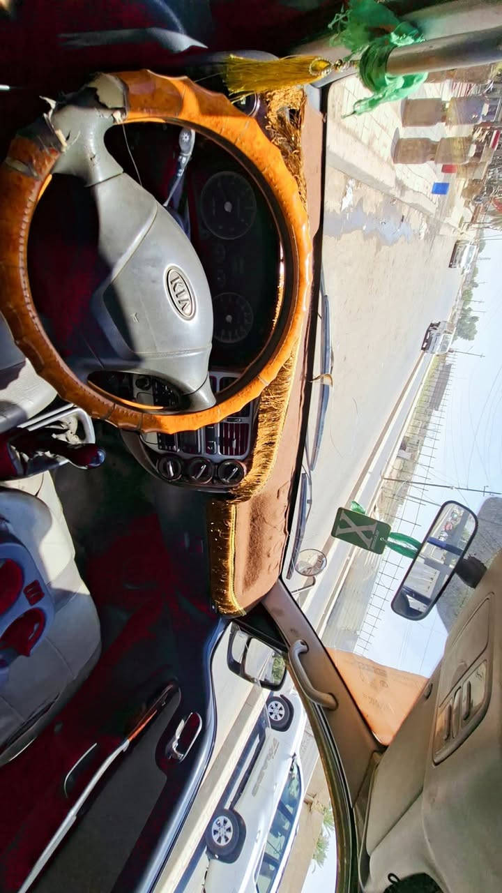 سلام عليكم اخواني سياره اللبيع كيه موديل ٢٠٠٦محرك ٣٠٠٠ مفتوح سياره جاهزه من كير محرك  تبريد رقم بابل مشروع وطني سعر ٨٠ وبيهة مجال  غير متواجد على فيس ***********
