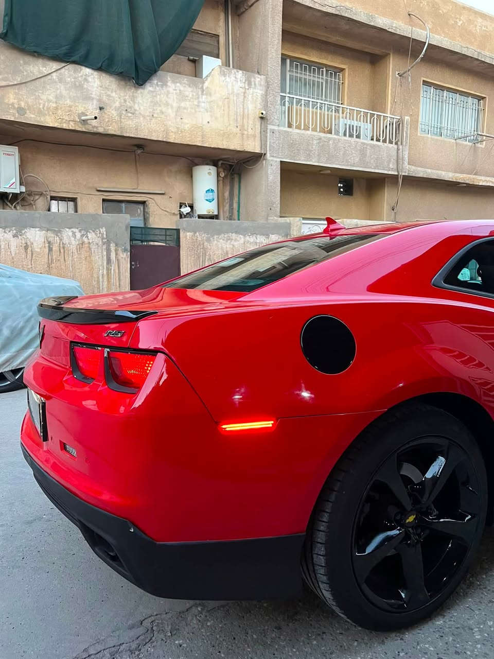 99 ورقه 

 وانظف 13
السياره باسمي شخصيا
جاهزه هزه ورقم جديد
كامله بدون اي نقص
بيع بدون مراوس
السياره كلش نظيفه 
موديل 2013
داتا شو 
اكزوز مرتب 
سماعات بوستن
دمام 
محرك 6 سلندر 
لون احمر
شاشه
كراسي كهرباء
تحكمات ستيرن 
تبريد ثلج 
صدر امامي خلفي نظيف 
سستم صوت 
شفتات سرعه  
ويل 20 
بجم زنون 
السياره كلش مميزه ونظيفه  
مكان السياره بغداد الجديده 

سعر السياره 99 ورقه 

*********** واتساب
اذا مجاوبتك راسلني واتساب
واني الممنون 🌹
