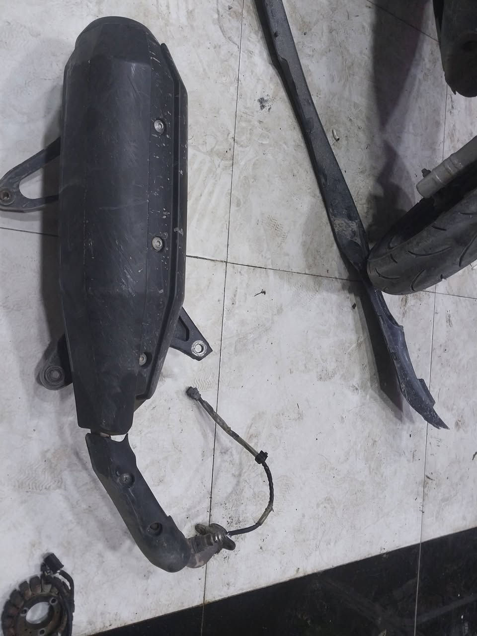 السلام عليكم
صالنصه سكنز جبلي ام الحساس سعرها ١٢٥
ملفات سكنز جبلي الاصلي مال تفصيخ سعره ٤٠ 
***********
