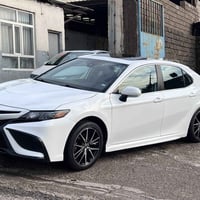 تيوتا كامري موديل 2024  وارد أمريكي ماشي 50 الف مايل  صياره بيدون رقم ...