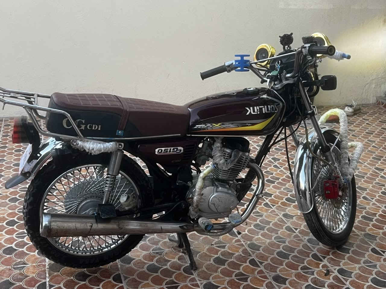 سونك للبيع نظيف محرك نظيف ٤كير ٢٠٢٤موديل السعر٥٥٠رقم الهاتف ***********
