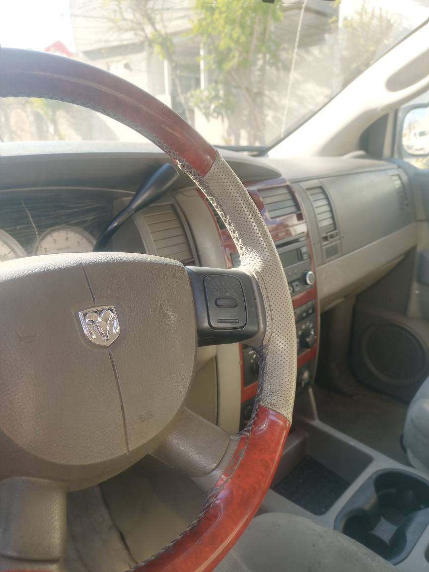 دؤج دورنكو موديل ٢٠٠٦ سه ياره يه كى خاوين گير مه كينه به شه رت ته قه و ره قه ي نيه  ساخ نرخي زؤر هه رزان
*********** السليمانية, العراق
