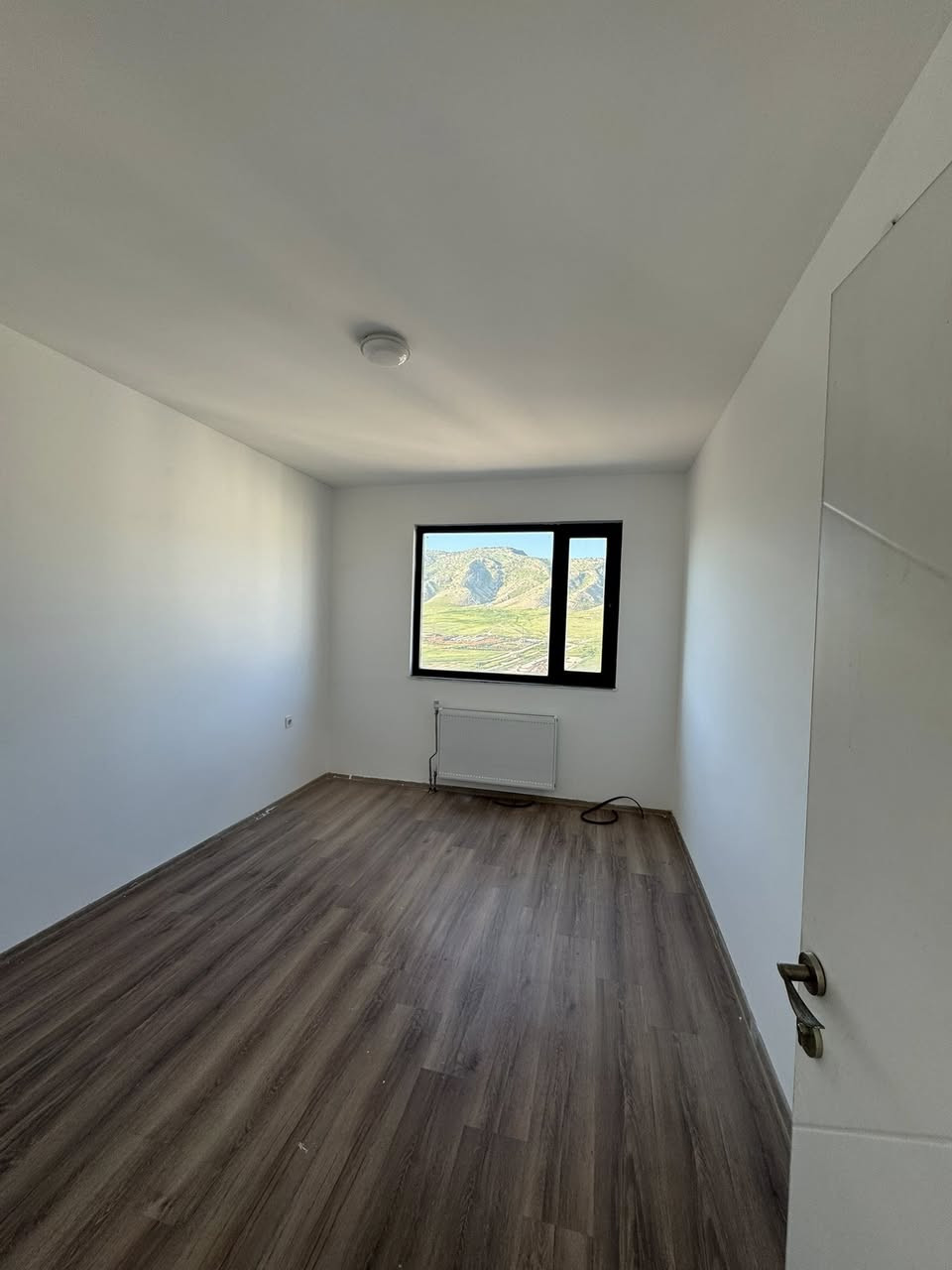 ✨ شقة صفر للبيع في مشروع فرنسية 2 ✨

📍 عمارة 1 — الطابق 22
🌅 واجهة بانوراما مع إطلالة وحديقة
🧭 اتجاه شمال غربي
🚪 الشقة باب منفرد يوفر خصوصية وراحة أكثر

🏡 فرصة ممتازة للسكن الراقي أو الاستثمار
ضمن موقع هادئ وخدمات متكاملة

📞 للاستفسار والتواصل:
***********
***********
