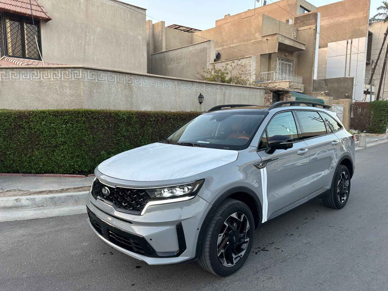 رقم بغداد 2023 KIA SORENTO
سعة المحرك:- 2.5

اللون:- سمنتي  

المسافة المقطوعة :-11000  

عدد المقاعد :- 6 مقاعد 

مواصفات السيارة :- X Line 

* شاشه كبيره 

*كراسي كهرباء   تدفئة تبريد

كراسي خلفي منفصل 

*وَيْل 20

*فرش جلد بقلاوه 

*كامره 

*حساس تجاوز 

*بصمه

*حساس خلفي  

*تشغيل عن بعد 

*لايت زينون 

*اشاره بالمرايا

رقم بغداد

السيارة جديد 

وحادثه  جاملغ الامامي  .

مصلح كامله السعر 23 الف دولار 

العنوان بغداد السيدية

***********

