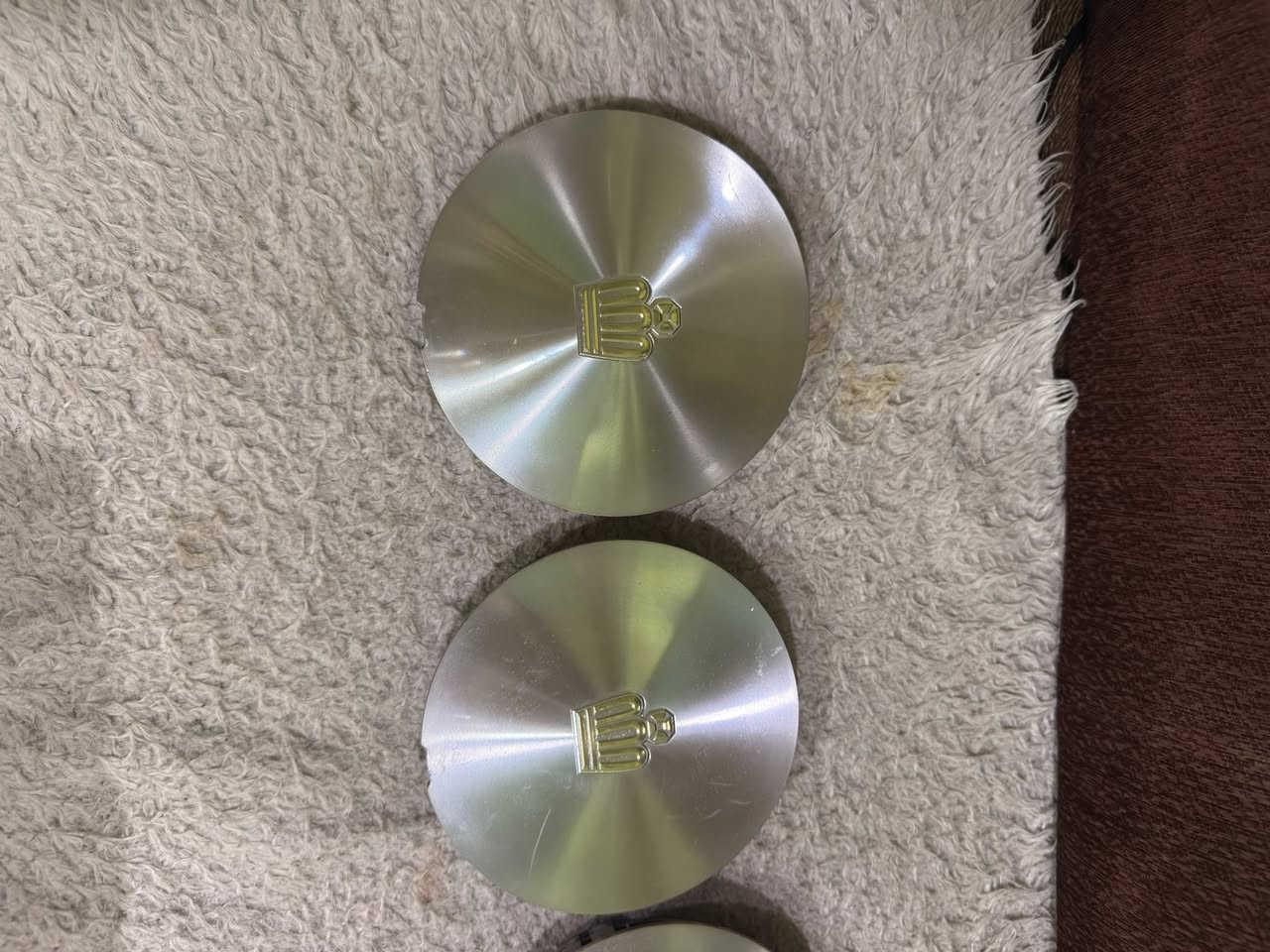 تخم كبات ليزري راس الثور فلات حاوية زيرو مامشدودات على سيارة السعر ٢٠٠ رقم الهاتف ***********  العنوان البصرة القبلة
