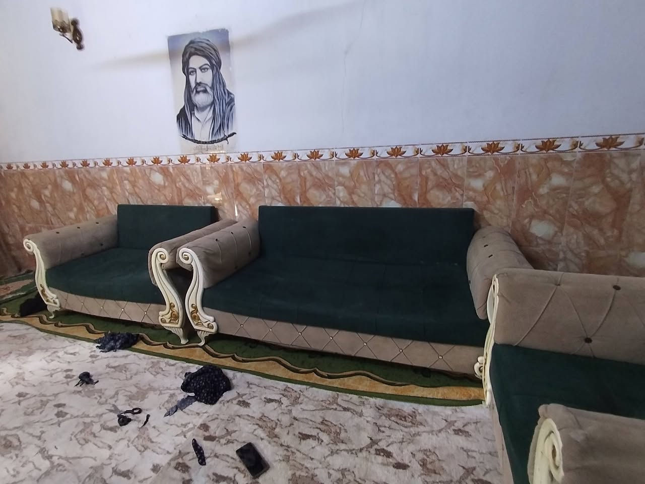 تخم عشر مقاعد التخم خاسف بي قنفتين   خسفات   الكراسي ما خسفات جدد السعر125  المكان مدينه الصدر ***********
