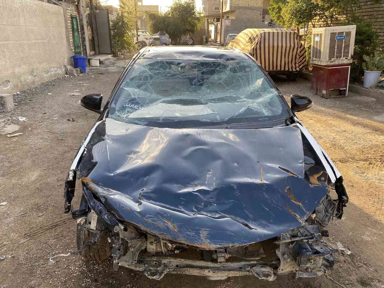 سلام عليكم خوان للبيع كورلا 2018 رقم ديالى الدولي تحويل مباشر السياره فول مواصفات متضرره وبيع على وضعها مكينه وكير شغالات شغاله وتمشي العنوان بغداد حي النصر رقم الهاتف ***********
