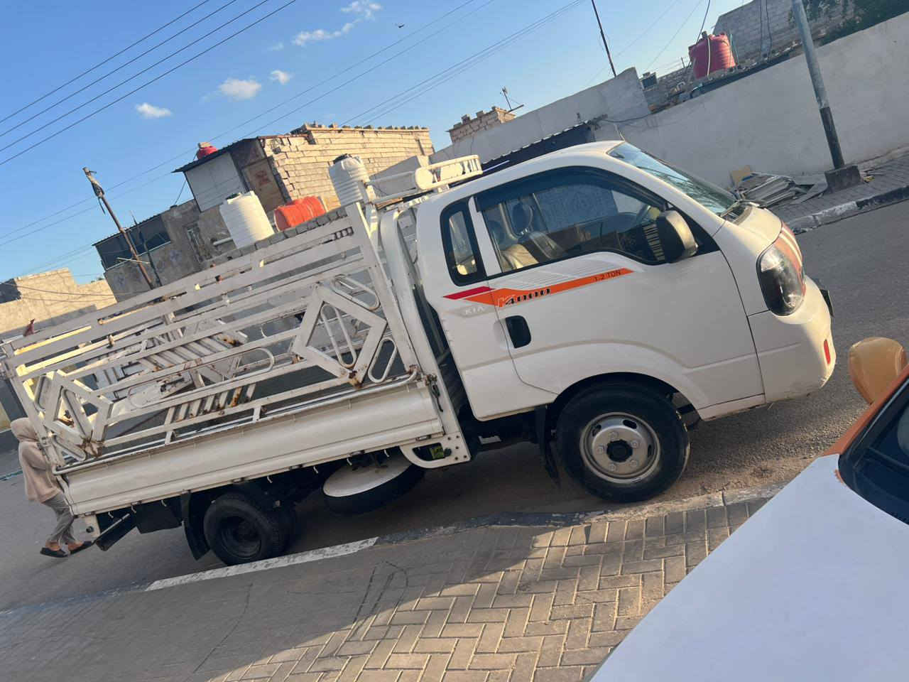 كيا فحل مديل ١٥ سياره جديده و مكفوله
و جاهزه شاصي رقم شاصي مكينه كير حداده تخم تاير كهربات
كله جديد رقم بصره سنويه نهايه ٢٦ السعر 118 بيه مجال 
مكاني البصره الزبير ‏‪***********‬‏ الزبير, البصرة
