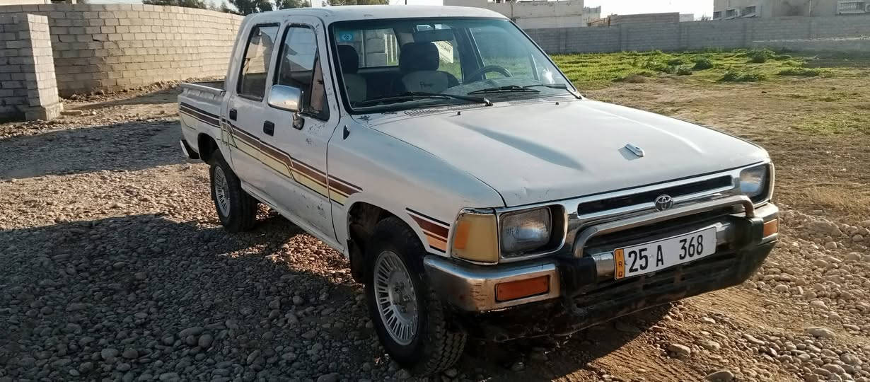 للبيع سياره بيكم تويوتا 1989 
رقم كركوك انگليزي بسمي سنويه لل 2030 هزه جديده 
 محرك y1 جديد مال كصه قبل شهر شديتو
تايرات جدد
 سياره جاهزه من كلشي
السعر 60 
مكان السياره الشرقاط اسديره 
هاتف ***********
***********
