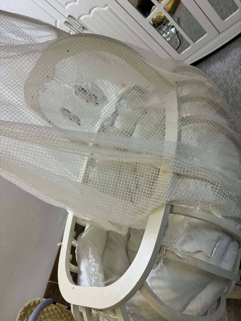 هەولێربەشەرتی لۆکی بەکارنەهاتو کامل 85هەزارتا2سال بۆمنال دەبئ


**إذا كنت صاحب هذا الإعلان وتريد حذفه لأي سبب، رجاءا أرسل رسالة إلى الدعم الفني**