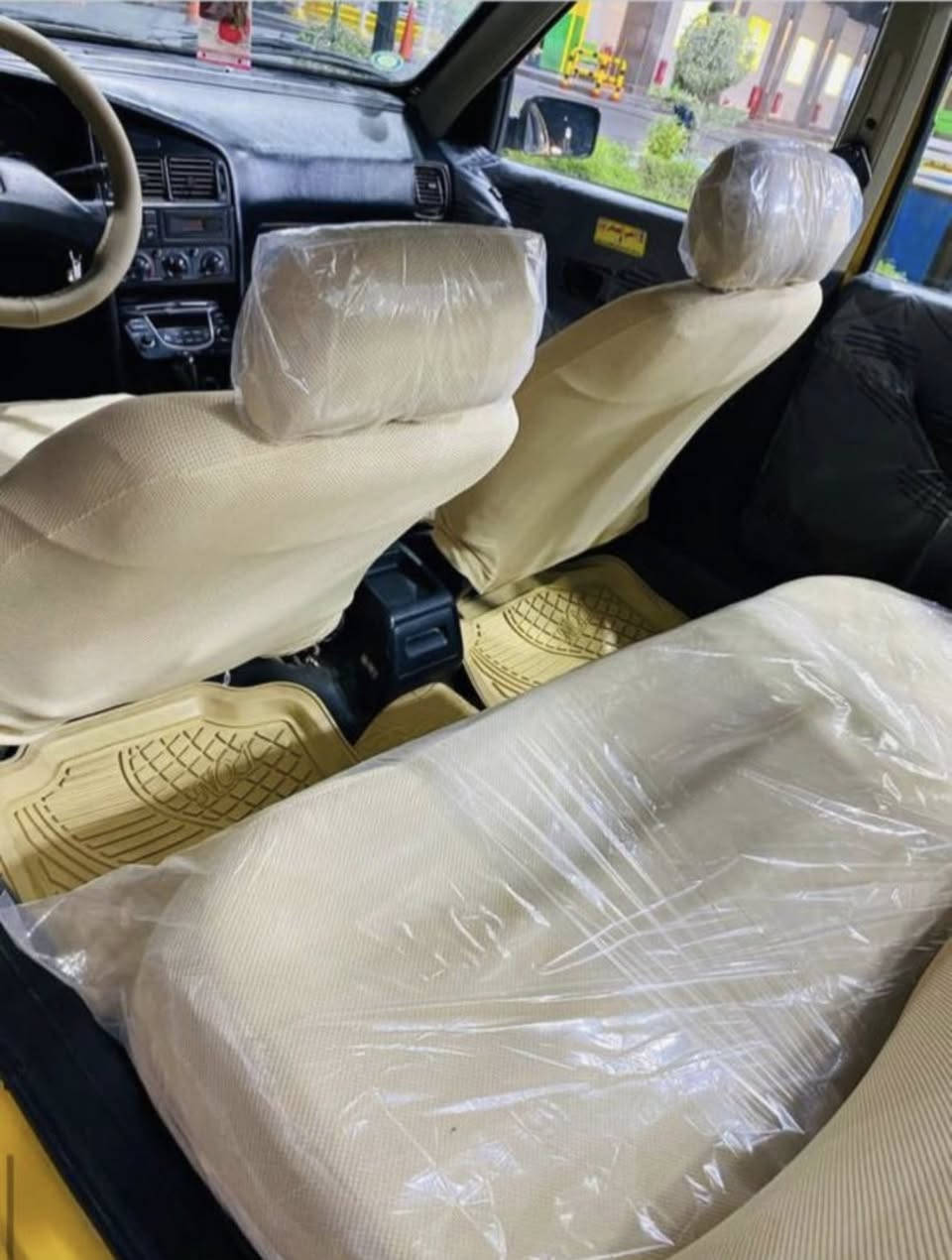 سلام عليك سياره للبيع بيجو 405 جيلكس موديل مصفره هيئه وغرامات سنويه ل 27 رقم جديد إنكليزي سعر 30 بيه مجال قليل رقم ***********
