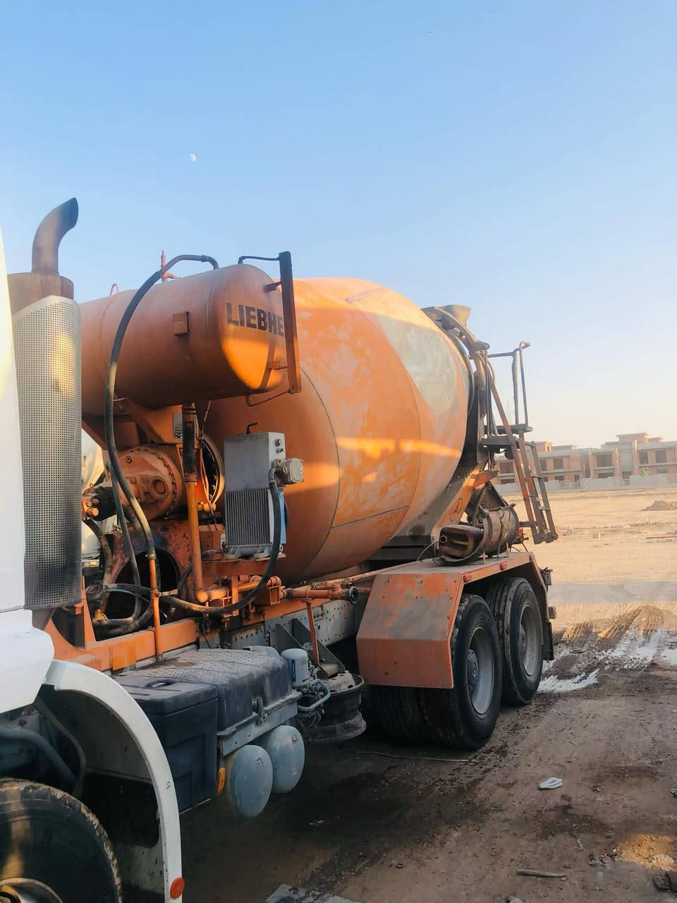 السلام عليكم خباطه اتيكو للبيع للاتصال ع الرقم التالي ***********
