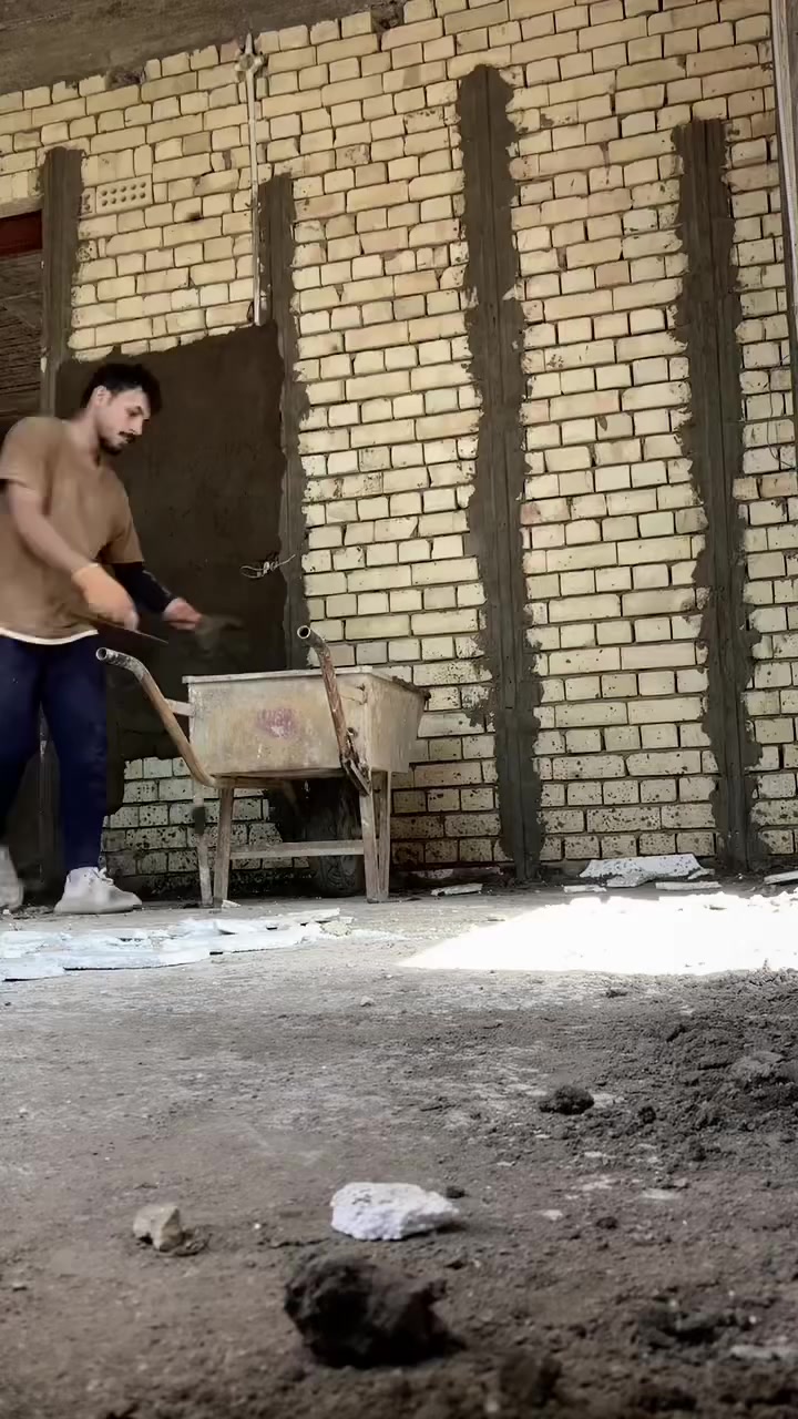 سلام علكم 
خلفه لبخ متفرغ اشتغل قطعي ويوميه جص وسمنت تصفير وسقل ونثر  متواجد خاص وخط

***********
