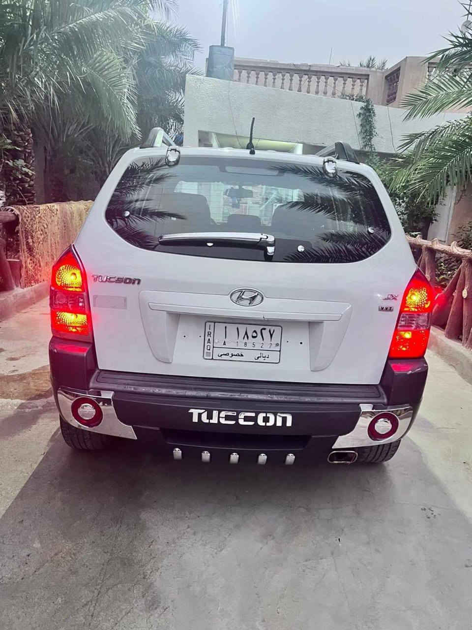 سلام عليكم توسان 2009 سيارة مال جناية نظيفة والسونار موجود ،السعر 118 وبيهة مجال  للطيبين العنوان ديالى بعقوبة تقاطع مرور ديالى الاستفسار الاتصال على ***********
