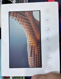 شاشات • بهالشكل • السعر خاص