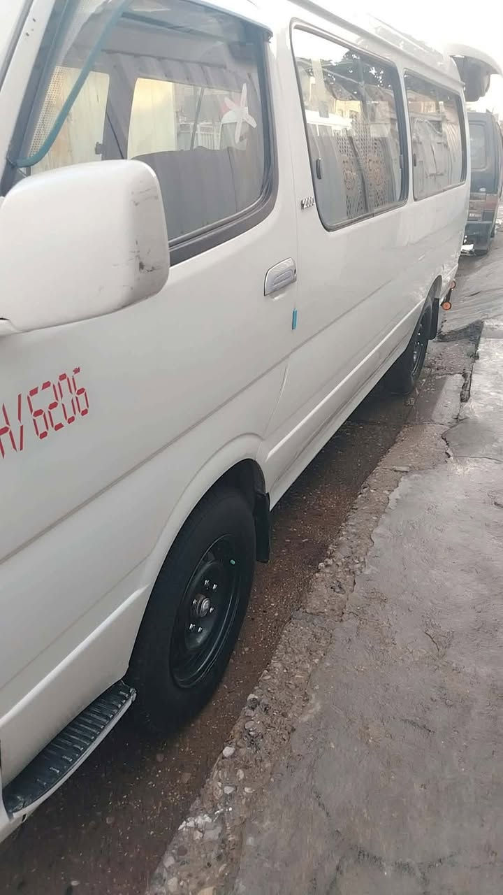 سلام عليكم ورحمة الله وبركاته جنبي مديل 15 رقم انكليزي بغداد بسمي مصفرة من كلشي مكينة 4y  دوشمة عامة لايت زنون كير مكينة اكسل كشر خير من الله  زائد صدر أمامي خلفي تايواند جديد تخم تاير تخم ويل عادي جديد لوك  الاستفسار على الرقم الهاتف  *********** / رقم الواتساب ***********
