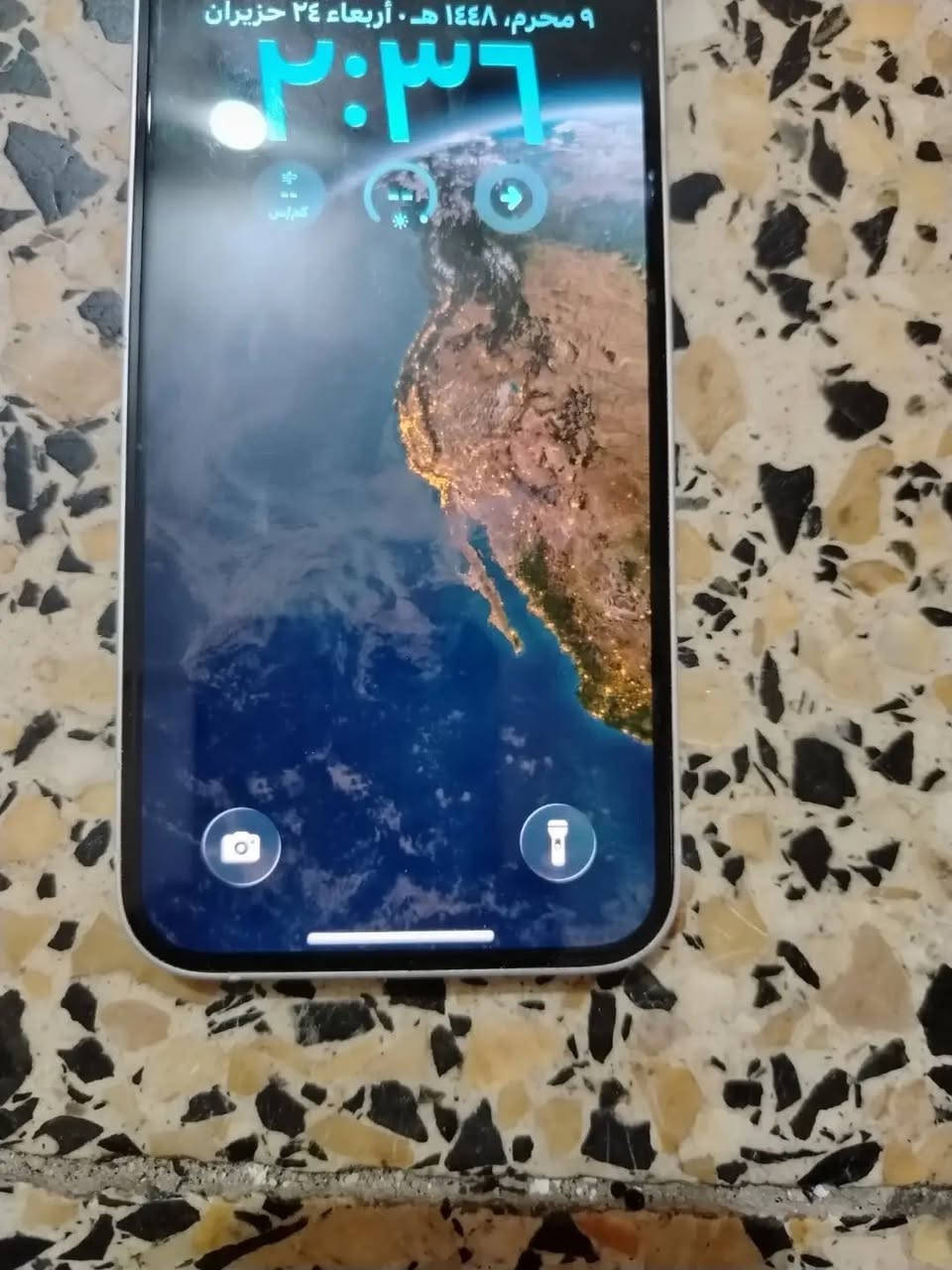 آيفون ١٣ عادي 
جهاز شرق اوسط 
بطاريه ٩١
كلشي ممبدل بي مامفتوح
للبيع أو مراوس بايفون السعر ٤٠٠ وبي مجال ما
‏***********
