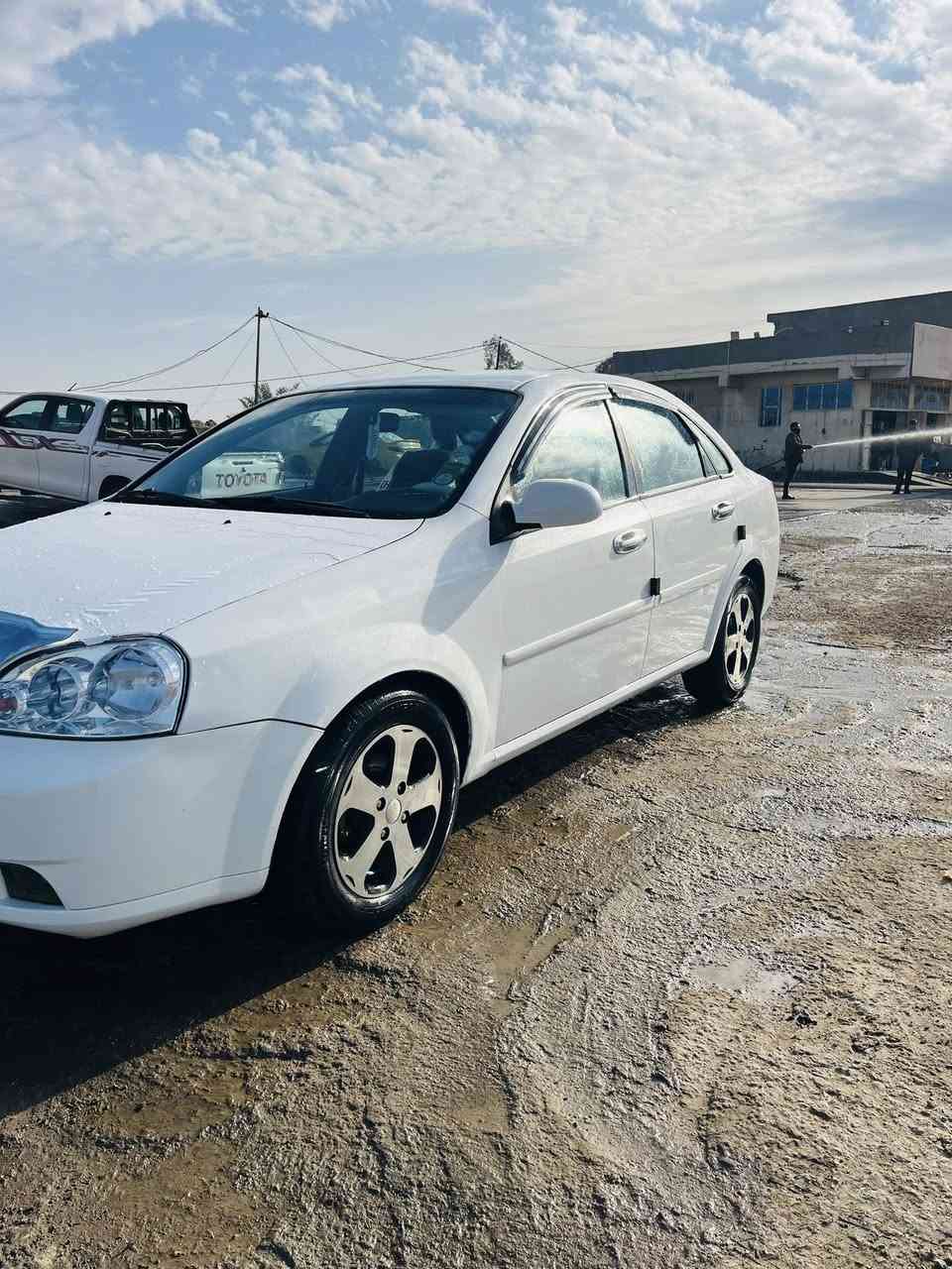 سلام عليكم
اوبترا ٢٠١٢ LS
مكينة كير كفالة 
صدر امامي خلفي حداديتهن ٩٠٪؜
رقم بغداد 
السيارة كل كهربائياتها شغالة بدون اي نقص 
بيها رش فقط ٣ قطع مع وجه الصندوق 
مكان السيارة ديالى بعقوبة 
رقم الهاتف ***********
السهر ٧٨ وبيها مجال
