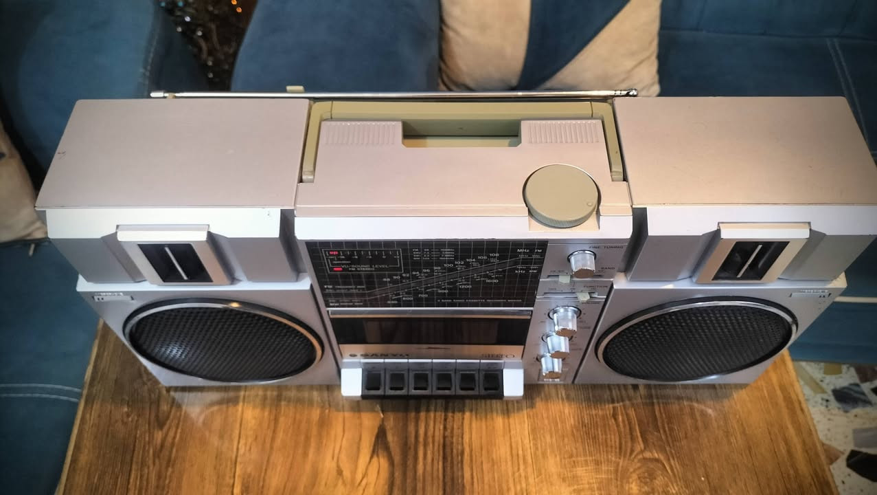راديو ومسجل SANYO ستريو


**إذا كنت صاحب هذا الإعلان وتريد حذفه لأي سبب، رجاءا أرسل رسالة إلى الدعم الفني**