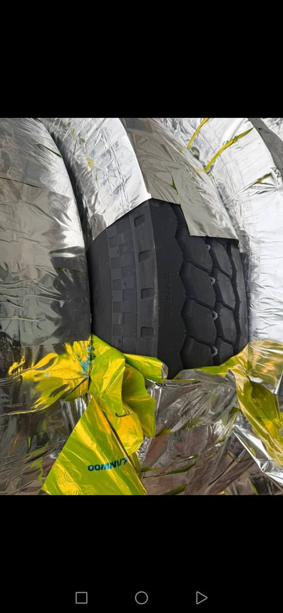 اطارات صيني درجه اولى ٢٢ قاط حجم ٢٤السعر مناسب مع توفير خدمة توصيل للإستفسار الاتصال ***********
