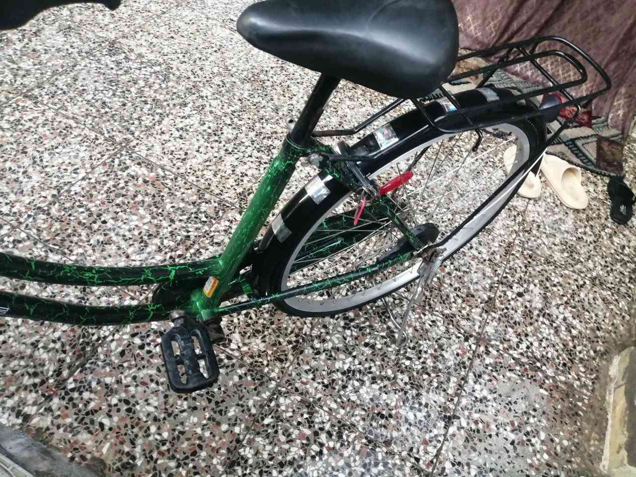 بايسكل للبيع بناتي الاستفسار  الاتصال على هذا الرقم*********** السعر 85 وبمجال
