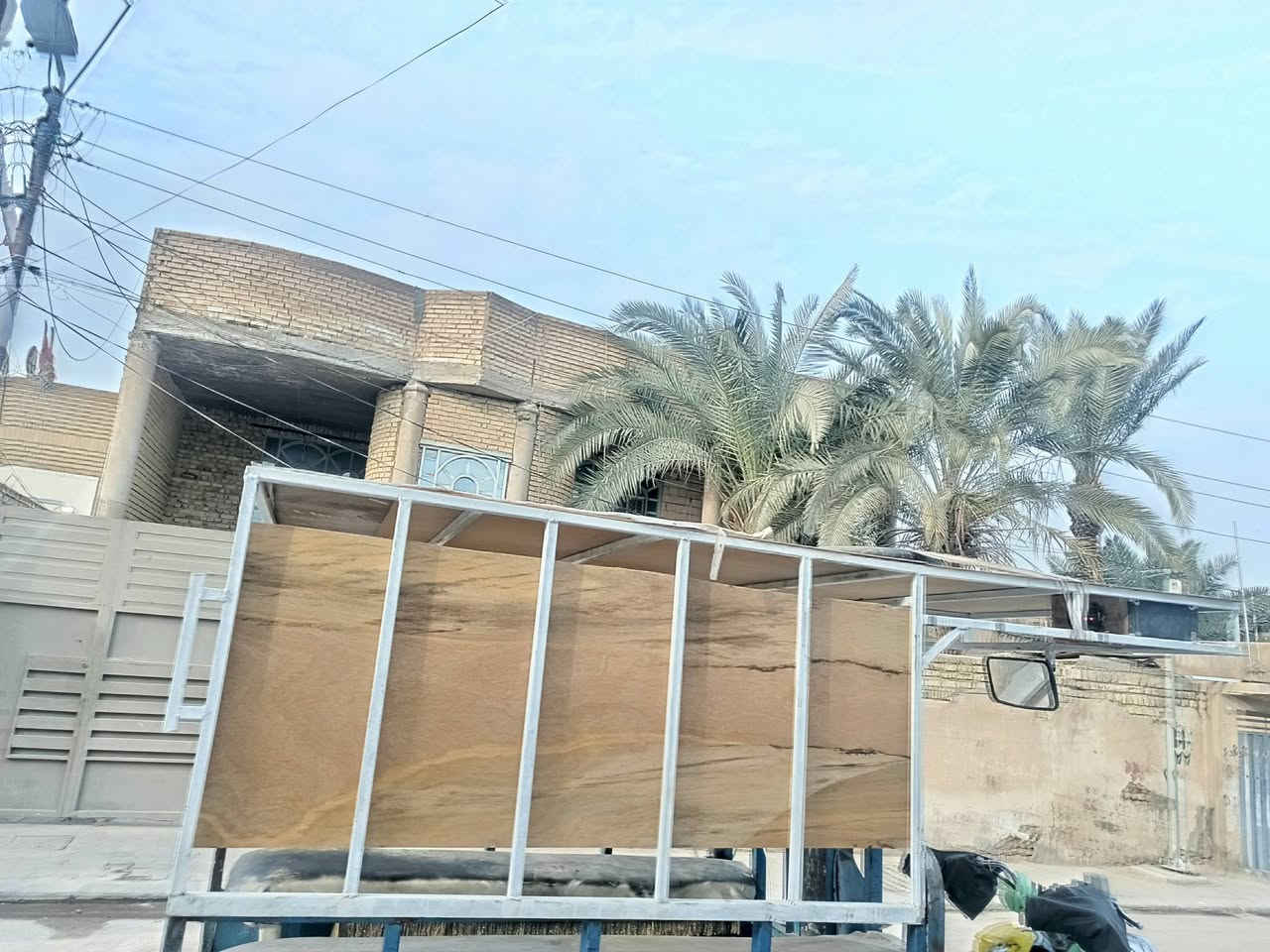 سلام عليكم شباب محجر لبيع 80الف مامتواجد ع فيس ***********
