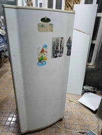 ثلاجه شغاله للبيع بسعر مناسب للاستفسار الاتصال ع الرقم 07839266986او خ...