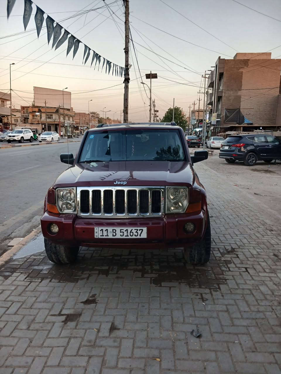 السلام عليكم بيع او مراوس بسعر اقل 
بيع او مراوس بسعر اقل 
جيب كومندر 2007
7راكب سياره عائليه وعاليه وسياحيه جدا جميله بل سفر 
مكينه 6سلندر 3700 وكير كفاله
تبريد 3قطع منضومه جديده دبل فان ❄️🥶
 حداديه جديده بل كامل 
ويل جبلي +ترفيع + تخم تاير جبلي جديد
باتري جديد 
شاشه وكامره وسستم صوت جديد
بدون حادث بيها طخه باب الصدر وصبغ قطع ابيع حزام 
كهربائياتها كلها شغاله وضع شركه لا جطل ولا ملعوب بيهن
تحكم ستيرن 
كشن كهرباء 
مري كهرباء 
جام اوتو
تدفئة كشنات 
فول عده الفتحه 
عنواني بغداد الدوره 
سعر ب٨٥ وبيها مجال 
***********
