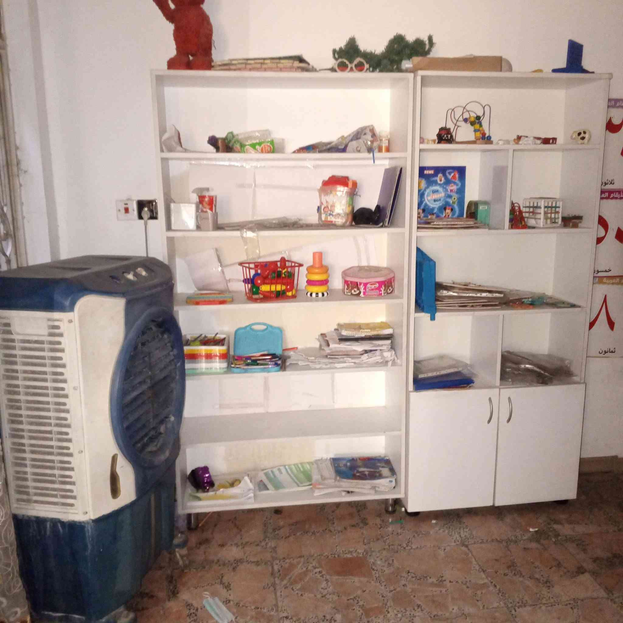 أغراض معهد للبيع شلع اي ضرر مابيهن رايدهن ب 450 الف قيم سعرهن بسوك وشوف جوه فلوسهن ابيع/ام الكبر والغزلان/***********
