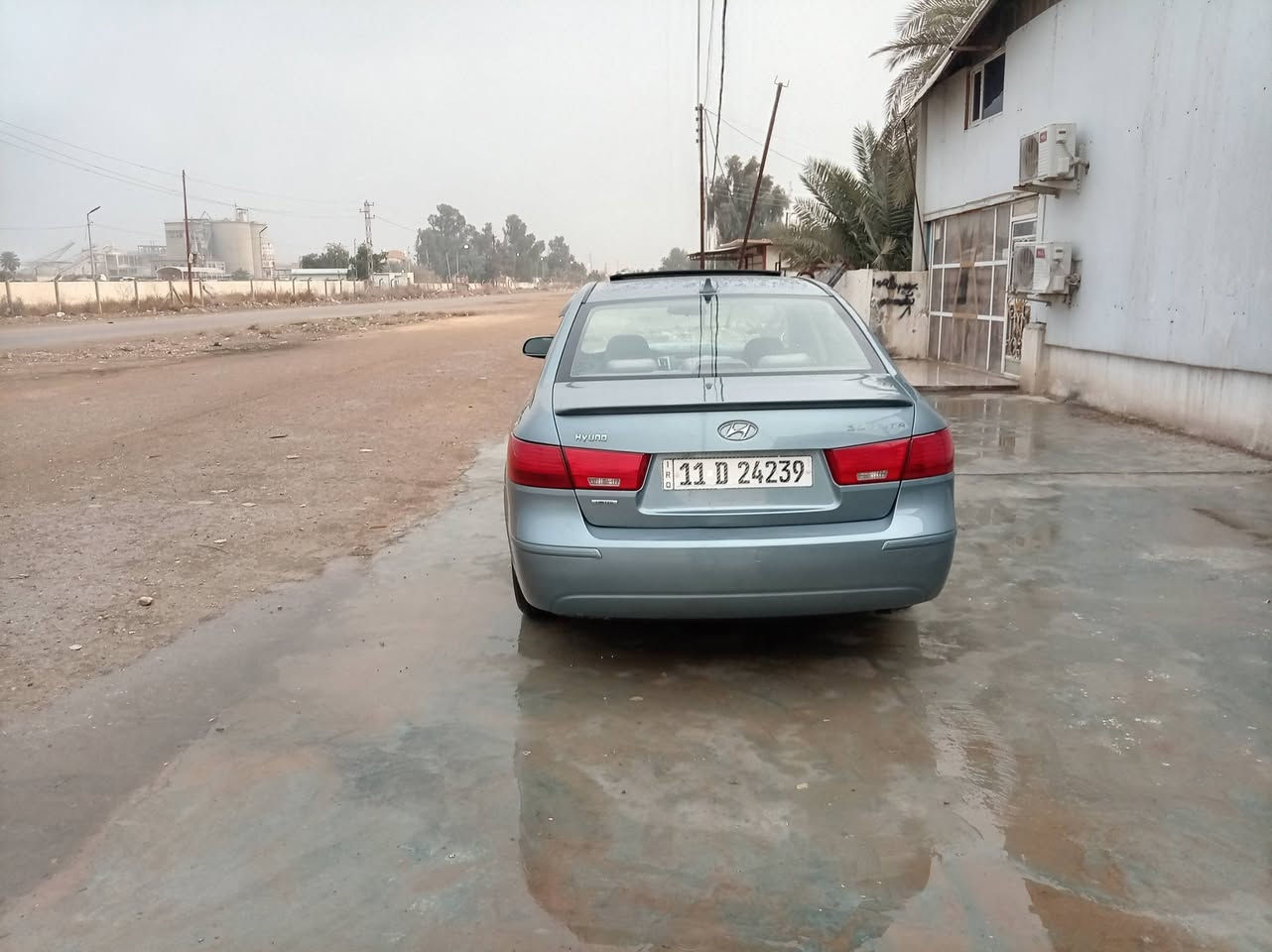 سوناتا وارد امريكي موديل 2009
محرك2400
كير مكينة حدادية تخم تاير تبريد تدفئة مكفولات
سيارة بدون ايرباك
اي ضربة قوية ماموجود بالسيارة ابد ليبل واحد شرط الفحص مكانات صبغ بسيطة 
عنوان بابل المسيب
 السعر 117
رقم الهاتف ***********
