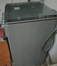 طباخ جديد • استعمال قليل • فرن شغال