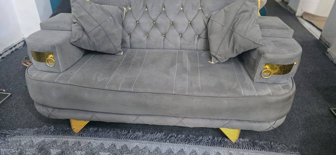 سلام عليكم تخمين للبيع نضيفات رقمي***********
