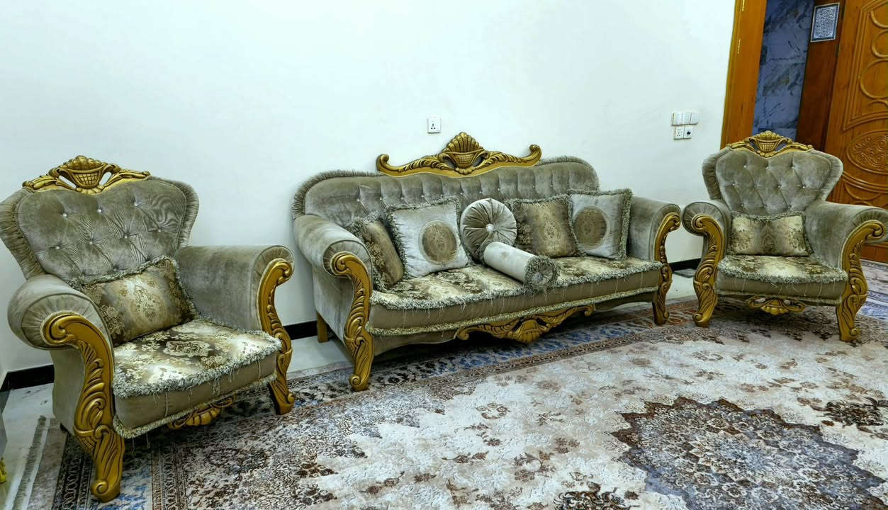 #تخم_تركي_زان_اصلي
تخم زان تركي اصلي درجة اولى متكون من ٦ قطع وطبلة وسطية زان. مع ٥ طبلات خشب. للبيع او مراوس بديوان كبير.


**إذا كنت صاحب هذا الإعلان وتريد حذفه لأي سبب، رجاءا أرسل رسالة إلى الدعم الفني**