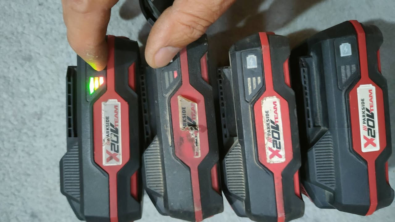 من رخصة الادمنية المحترمين رحمه لوالديكم وافقو متوفر بطاريات 5قطع فحم


**إذا كنت صاحب هذا الإعلان وتريد حذفه لأي سبب، رجاءا أرسل رسالة إلى الدعم الفني**