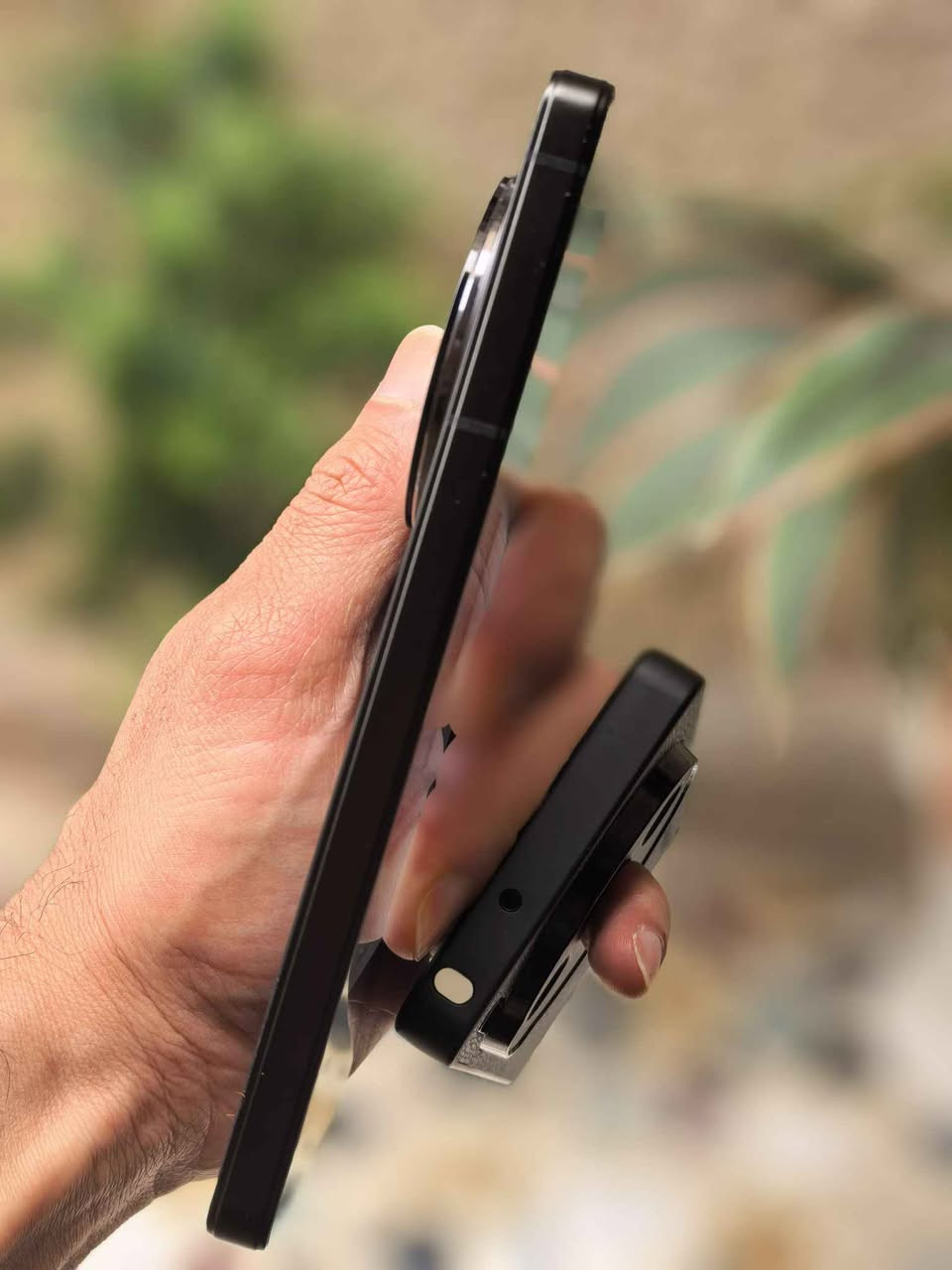 ((للبيع او للمراوس))
نوبيا Z60S برو ... Nubia Z60S Pro 
ذاكره 256 لون اسود.
نسخة عالمية
الجهاز بحاله ممتازه نظافة 99%، مابي اي شخوط او ضربات..
غراضه الأصلية كامله كارتونه وشاحنه 88 واط وگفر وباقي الاشياء موضحه بالصور
مكاني بغداد وماعندي توصيل
السعر 500 الف وبي مجال
للتواصل خاص او على رقمي *********** بغداد, العراق
