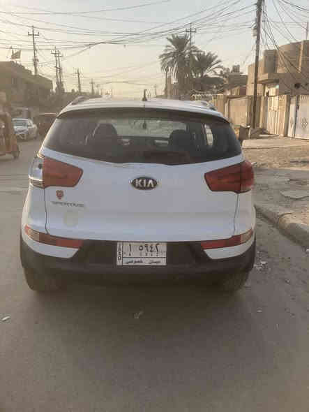 كيا سبورتج ٢٠١٥ خليجي مكينه ٢٠٠٠ بدون شواصي ولغوده سياره كير مكينه حداديه مابيها شي مثل ما شوف بصور رقم ميسان تحويل مشروع وطني ٥ ويل كب مكان سياره بغداد الامين الثانيه *********** 
وتساب *********** سياره تعمل وتسير ٧٧ وبيها مجال بسيط
