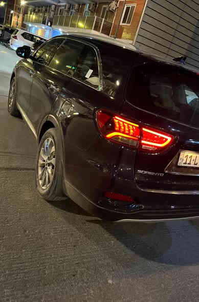 سورنتو موديل2020
( خـليـجـي )   بغداد الون نيلي جديده كل نقص مابيها 

مواصفات فول بدون بانورامه 
1السونار مرفق مع الصور بيها صبغ بدون دواخل 

2بصمه 

3باب خلفي كهرباء  

4نضام بريك ابي اس 

5لدات اماميه خلفيه

6لايت زنون

7سبع كامرات محيطيه 360

8اصليه دواره حساس امامي خلفي اصلي

9كشنات كهربائي  2

10قطع تبريد 

11لد امامي بكلايت لد

12شاشه كار بلي اصلي 

13كروس سرعه

14تحكمات ستيرن

15اريل انفكيشن

16سبعه راكب

17ويل كب نيكل

18بصمه تشغيل وابواب 6

 سلندر  3500مامفتوح بلادي

19 8كير مامفتوح بلادي   

ترحيب  

20كامره دوارة      

21مري شفط    اشاره بالمري 

22برادات بلاديه 

23شاشه كبيرة 

24فول تحكم استرن 

اربع انظمه قياده  Sport  eco cimfort   smart 

25كشافات ضباب
 ***********

السعر170ورقه مكاني بغداد
