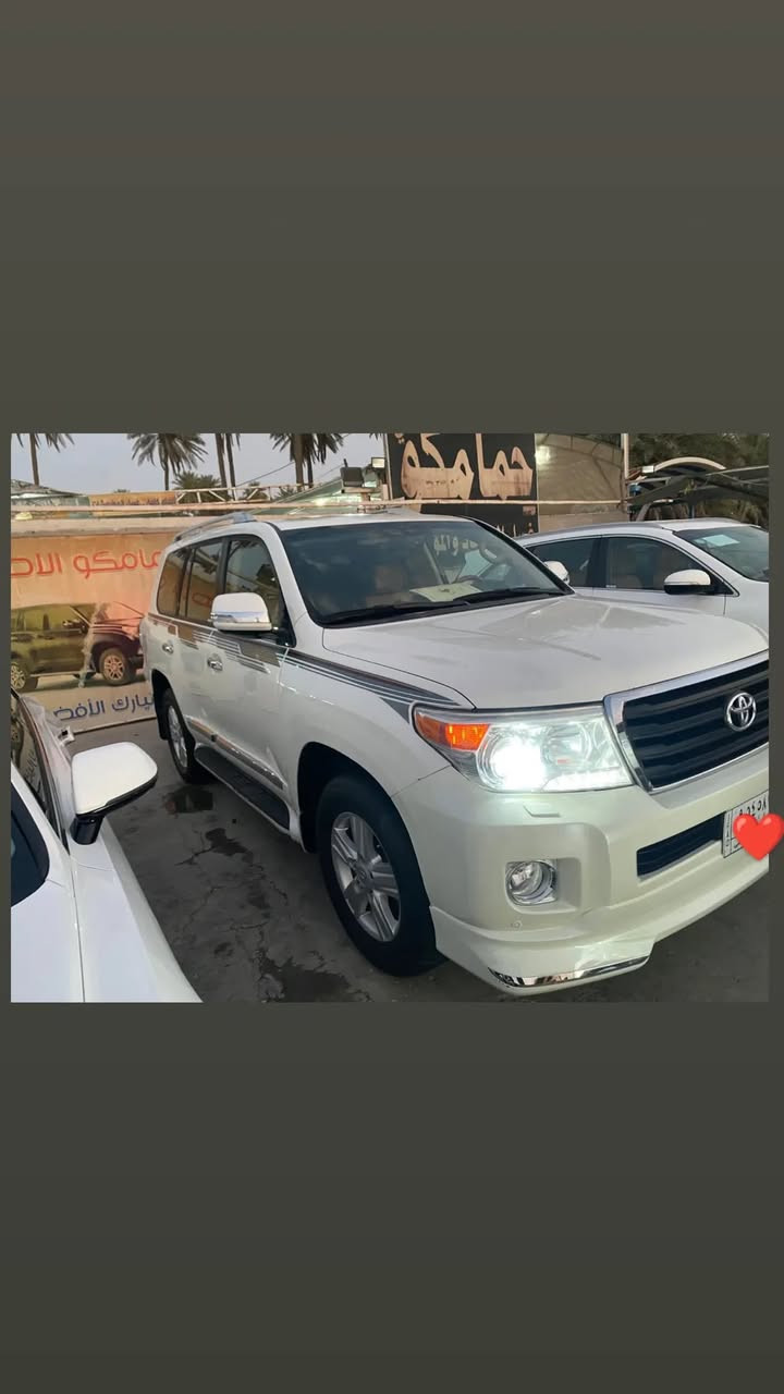 للبيع لانكدروز 2014 ساز كفاله عدا الموجود بالسونار السياره جاهزه من كلشي كير مكينه حداده السياره نظيفه واستخدام شخصي *********** مكاني الديوانيه 370$ وبيها مجال
