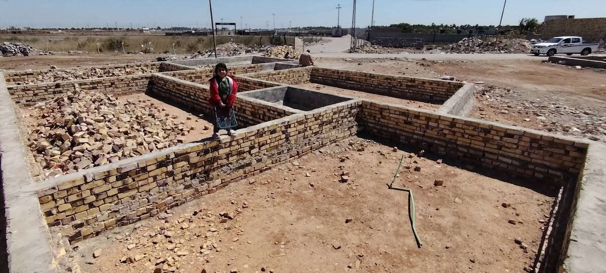 سلام عليكم بتلو. 400 م ركن على شارعين↩↪ لبيع حي العمل نزله
شيخ عناد 
خدمات كامله ماي مجاري كهرباء.  
الانترنت الضوئي🛜  
شوارع تبليط مدارس مستوصف. *********** بيع مستعجل
