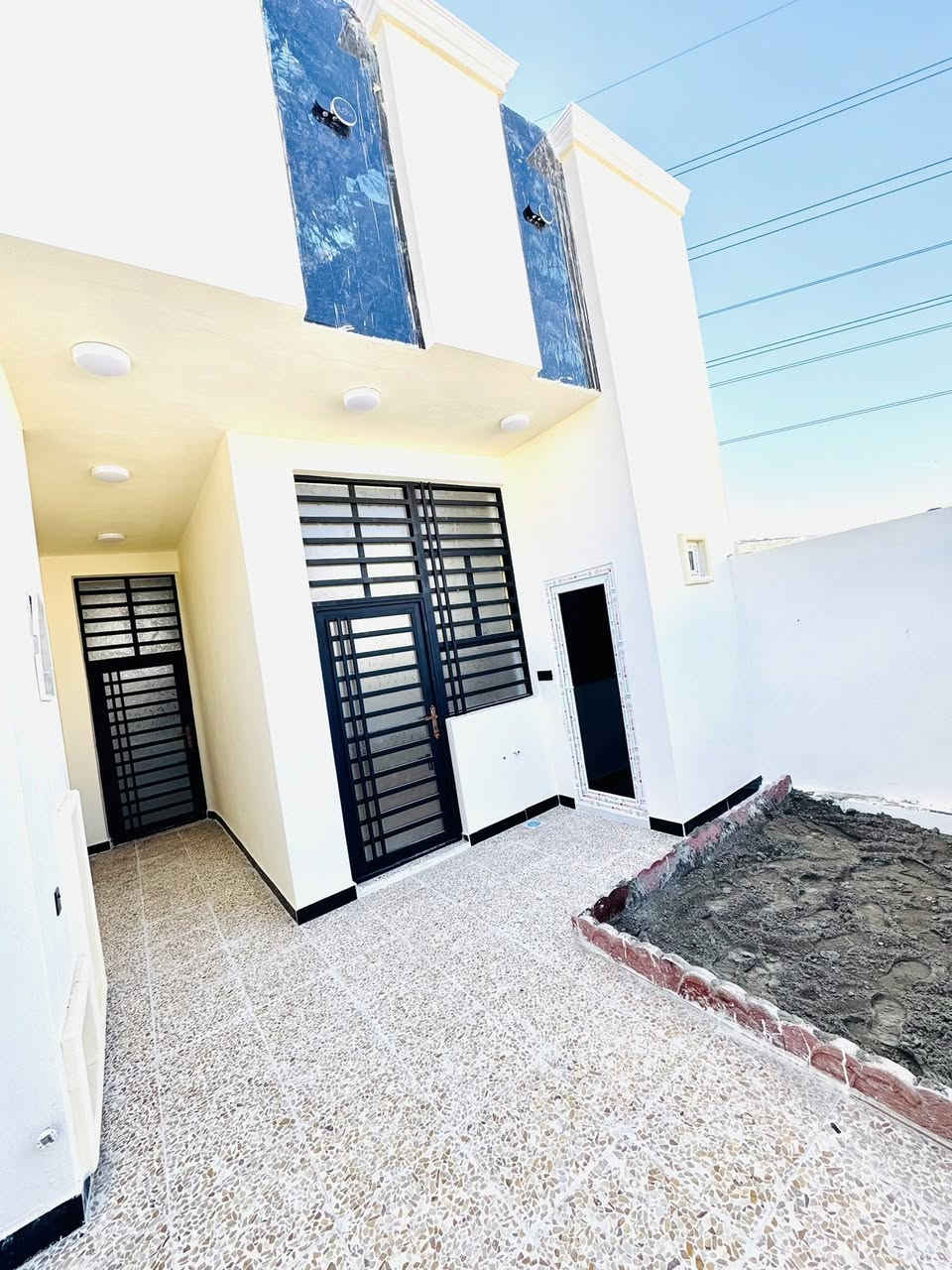 السلام عليكم

بيت 120 متر للبيع
طابو زراعي سند ٢٥ 

النجف #ملحق ميسان خلف سكله الكرعاوي 
السعر  45 مع المجال 
البناء ممتاز 
درجه اولى 
واتساب ***********
اواتصال
