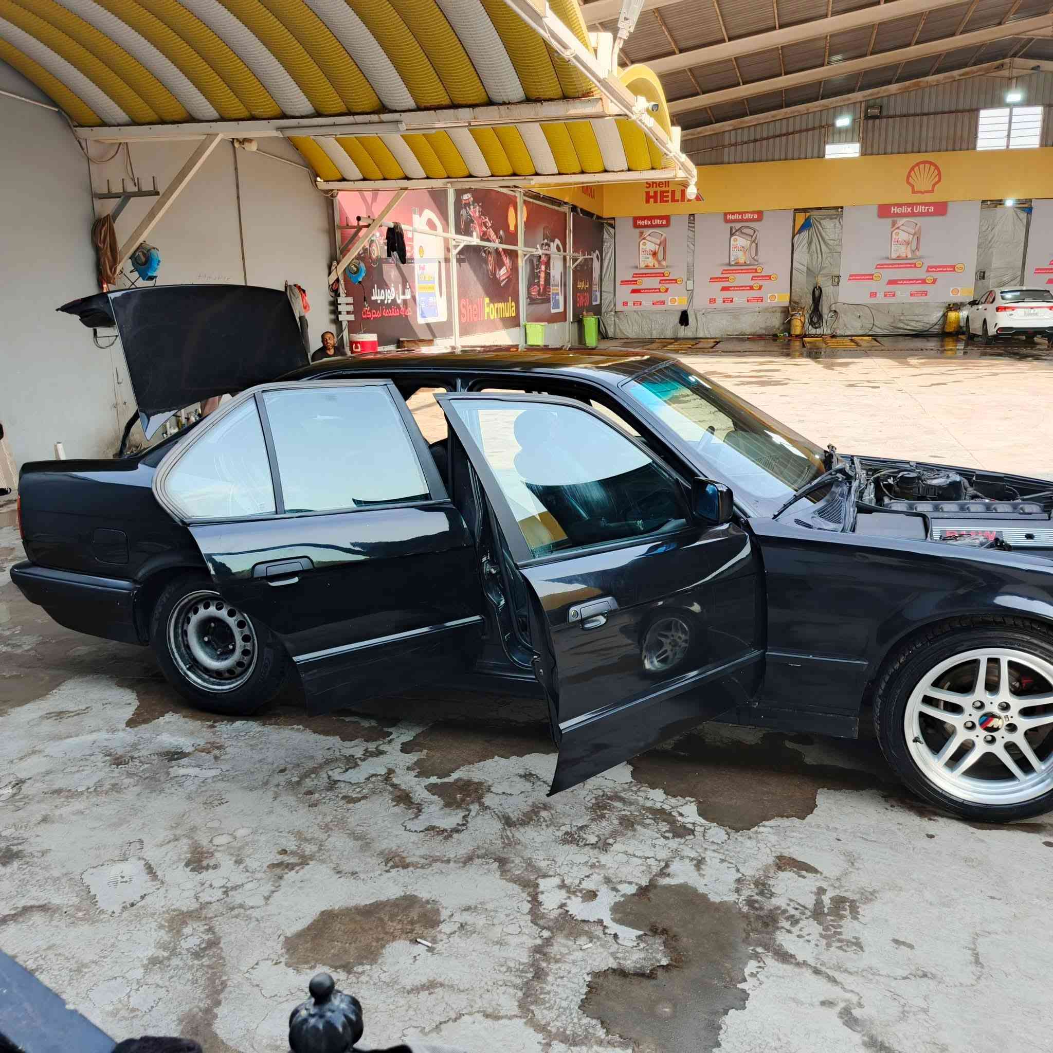 BMW للبيع
موديل 1993 
رقم انبار 
سنويته نافذه لغايه  ٢٠٢٦ لشهر ٧ 
مصبوغة جديد 
ويل M تو سايز 
محرك ٢٥ مسكر فانوس كير عادي 
الكير والمحرك مكفولات شلعة ومعدل تشك شك 
السعر 47ورقة 
صدره من دعاميه للدعاميه كله جديد 
مابيه لو كلوب نقص 
مكاني / الانبار / الفلوجة 
مراسله خاص او ع واتساب فقط ***********
