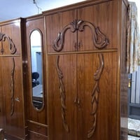 كنتور و ميز تواليت للبيع  صاج درجة اولى الكنتور جداً نضيف مكاني الاعظم...