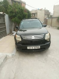 سوزوكي XL7 • ٧ راكب • ٦ سلندر ٣٦٠٠