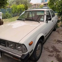 كرونة كلاسك مخزنة لمدة ٢٠ سنة  موديل ١٩٨٠ السيارة ماشية حقيقي ٢٢٩ تبري...