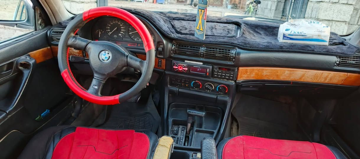 سلام عليكم BMW حجم 730 اصل بليته
محرك مفتوح كير ومحرك جدد تخم تايرات جديد رقم صلاح الدين الماني (أ) تحويل موجود نواقصها بسيطه ترايك وين متريد السعر 33$ اتصل وبيك خير وتدلل

***********
