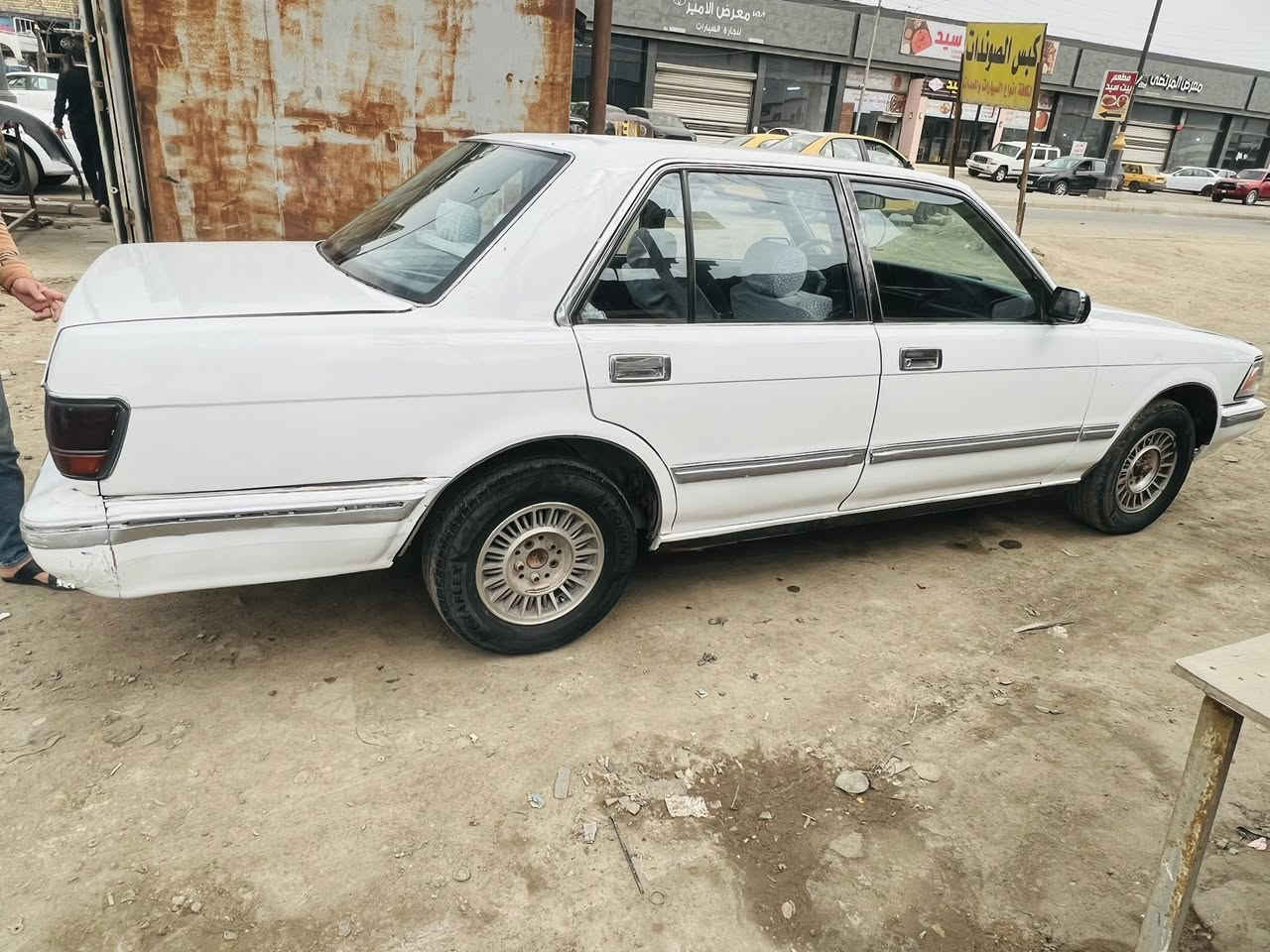 يا الله سوبر سيدان موديل 1990 رقم بغداد بسمنه تحويل مباشر مكينه ونجي سياره حلوه ستوه معمره ومصبوغه السعر 38 مكان سياره ميسان العماره وهذه وقمي
 ‭0773 003 3788‬
